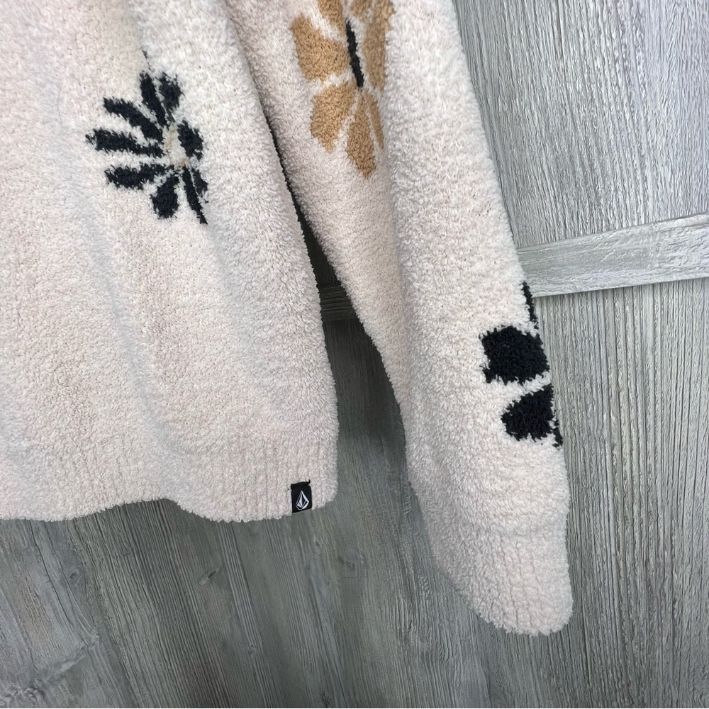 Volcom Amazing Dazy Sweater - image 6